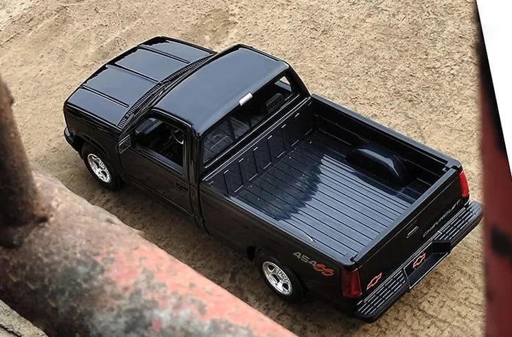 Miniatura Pickup Chevrolet Silverado 454 SS 1/24 Metal Bis Ofertas ®